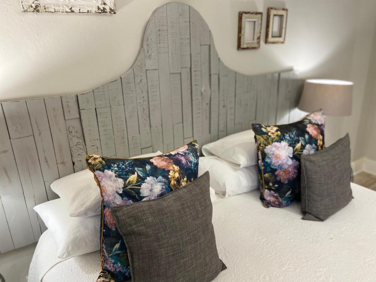 Cape Karoo Guesthouse Beaufort West Dış mekan fotoğraf
