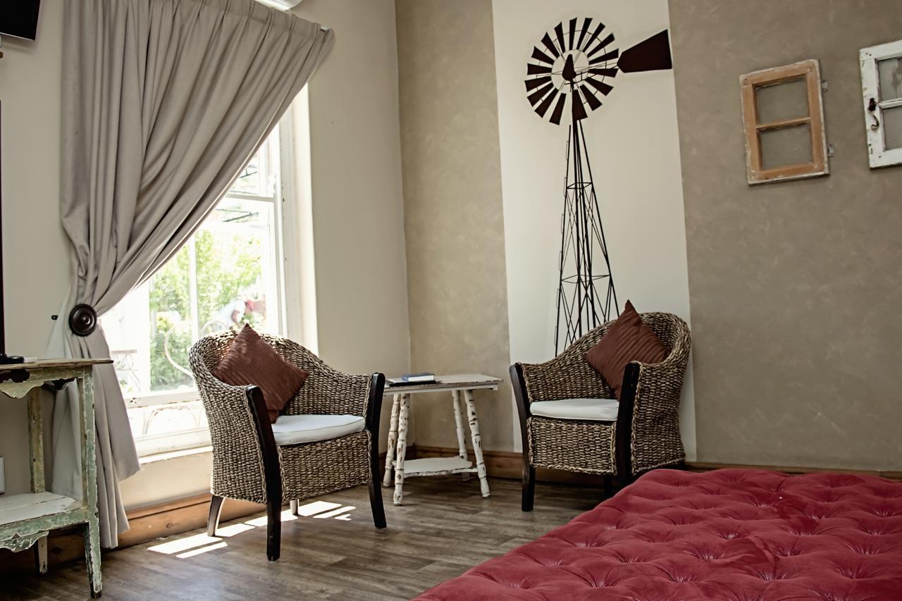 Cape Karoo Guesthouse Beaufort West Dış mekan fotoğraf